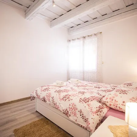 New! Seaside Nora, * Maslenica